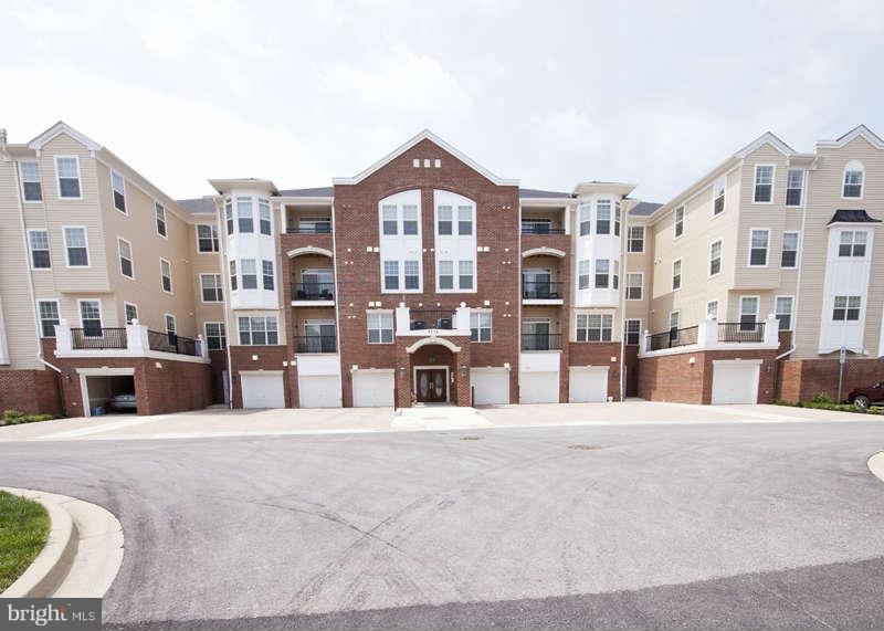 8616 Wintergreen Ct unit 403, Odenton, MD 21113 - photo 1