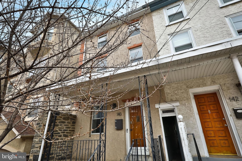 140 Carson St, Philadelphia, PA 19127 - photo 1