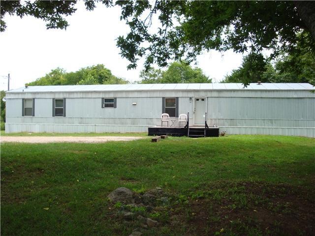 Welcome to 1880 Wade Brown Road which is located between Lewisburg and Chapel Hill just west of the Nashville Highway.