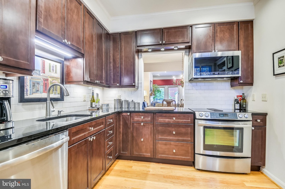 818 S Sharp St, Baltimore, MD 21230 - photo 1