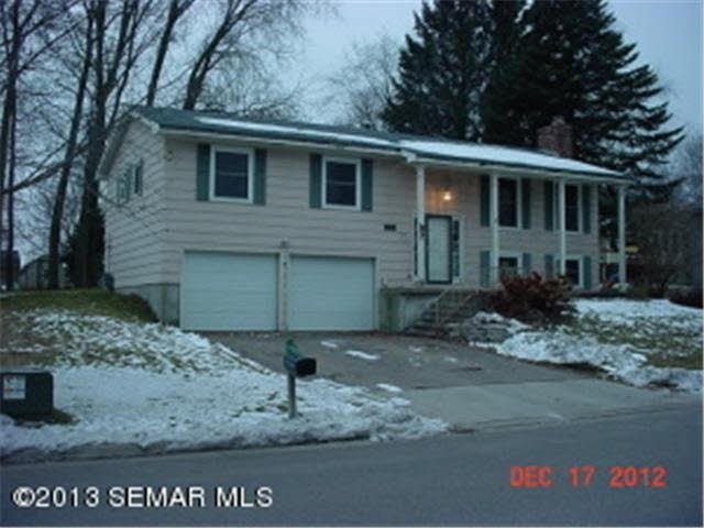 1371 Conrad Dr, Winona, MN 55987 - photo 1