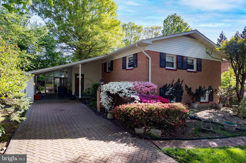 2403 Culpeper Rd, Alexandria, VA 22308 - photo 1