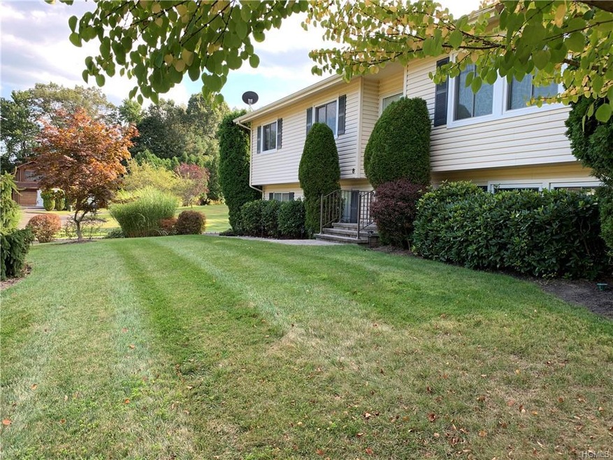 8 Weiss Terrace, Spring Valley, NY 10977 - photo 1