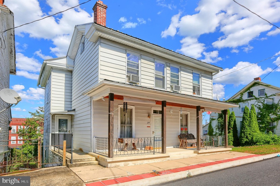 24 N 5th St, Newport, PA 17074 - photo 1