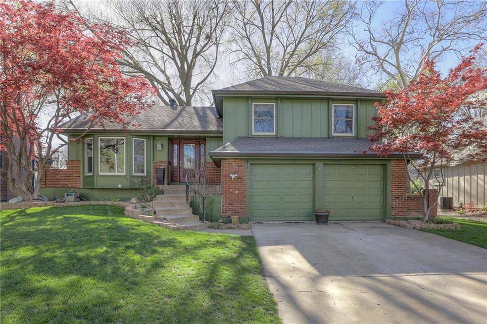 10009 Century Ln, Lenexa, KS 66215 - photo 1