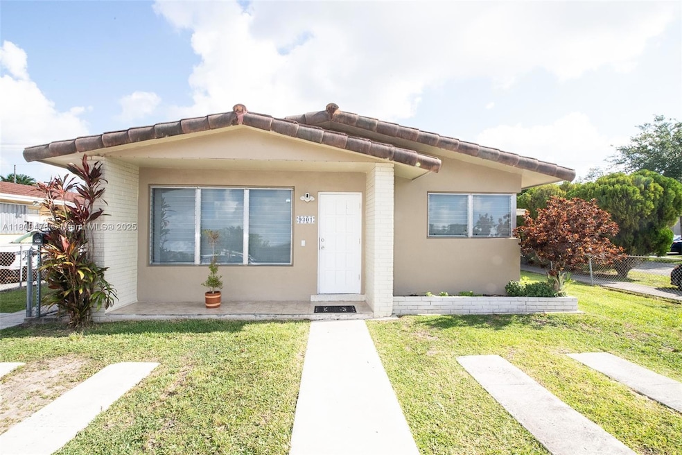Front Facade/Duplex Entrance
