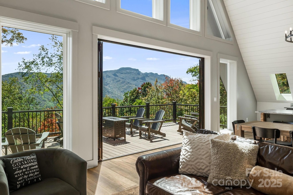 Under Contract $1,199,999