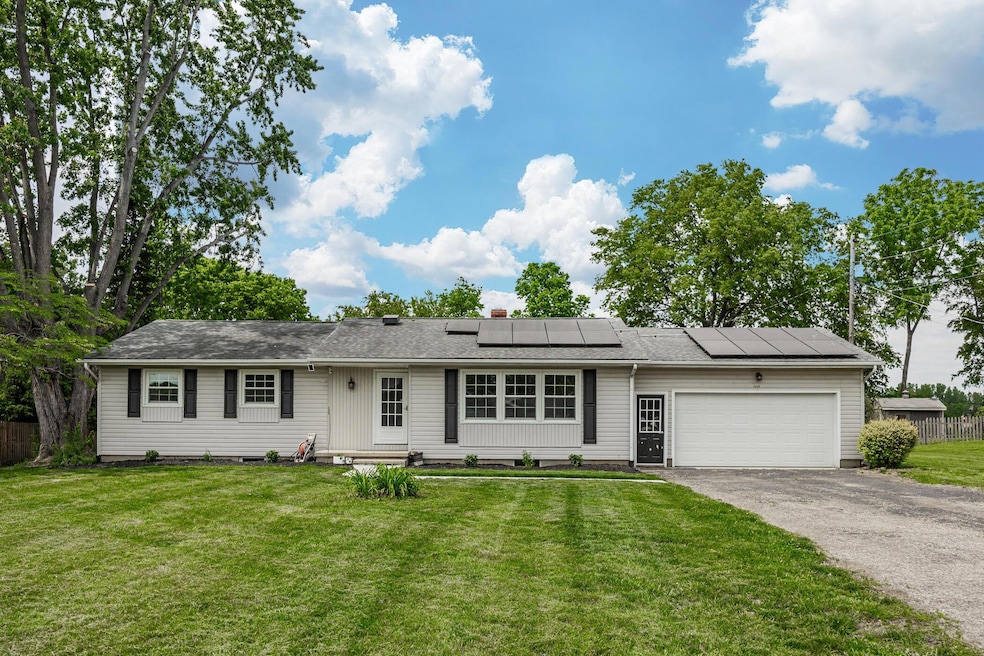 1645 Winding Rd, Circleville, OH 43113 - photo 1