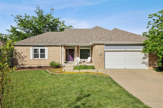 7815 Mullen Rd, Shawnee, KS 66216 - photo 1
