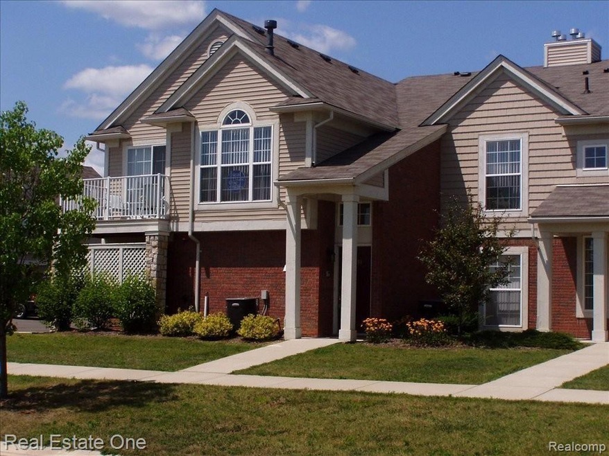 28291 Oakmonte