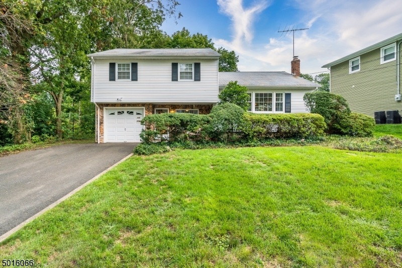 105 Rutgers Place, Clifton, NJ 07013 - photo 1