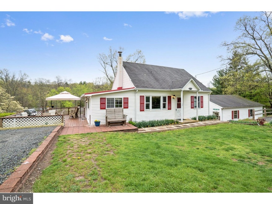 39 Mountainview Ln, Pipersville, PA 18947 - photo 1