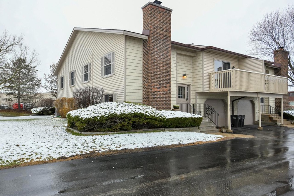 Townhouse Style Condo