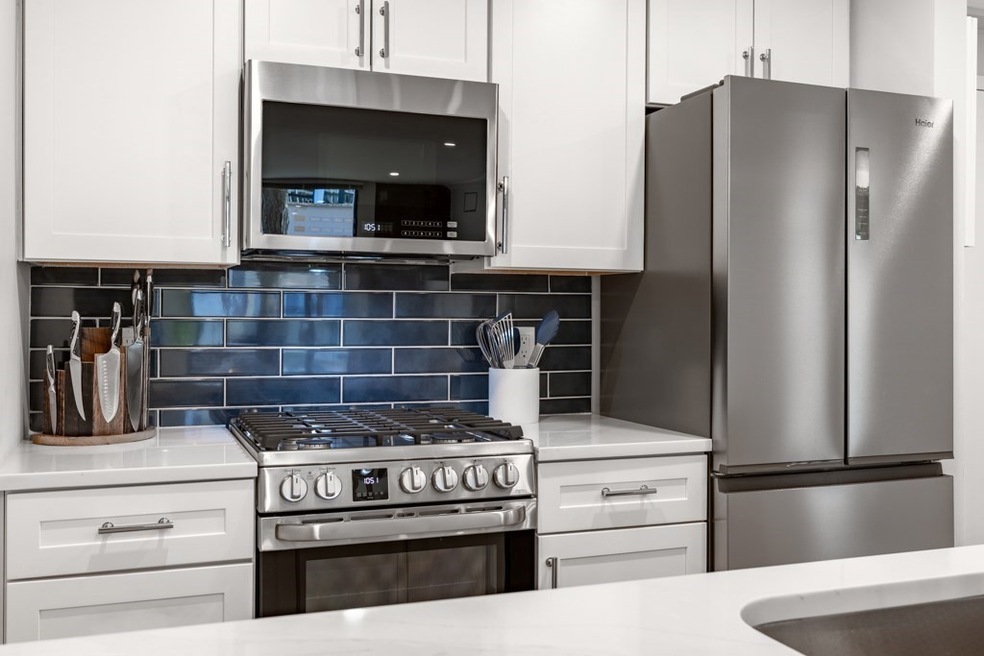 Parris Landing unit 5110, Charlestown, MA 02129 - photo 1