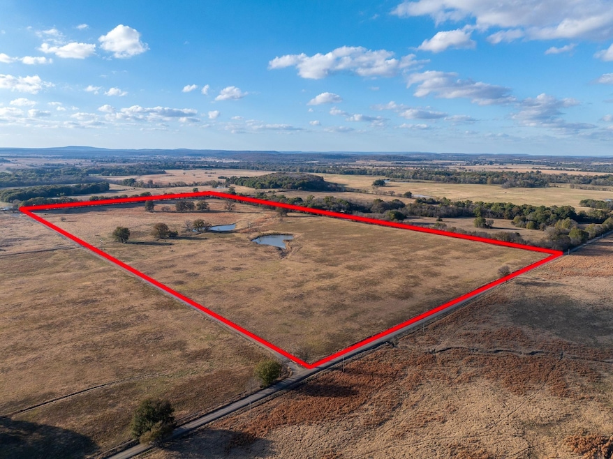 80 S County Road 4440, McCurtain, OK 74944 - photo 1