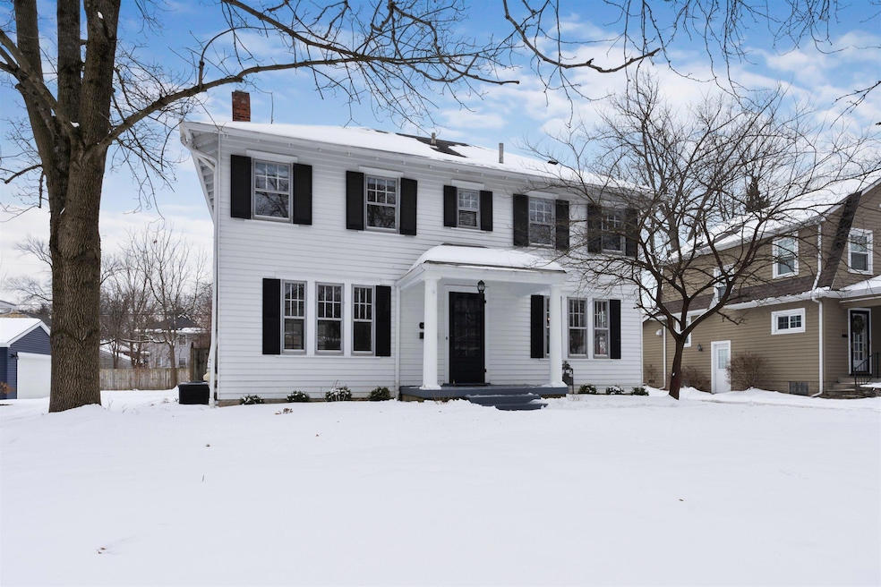 465 E Dunedin Rd, Columbus, OH 43214 - photo 1