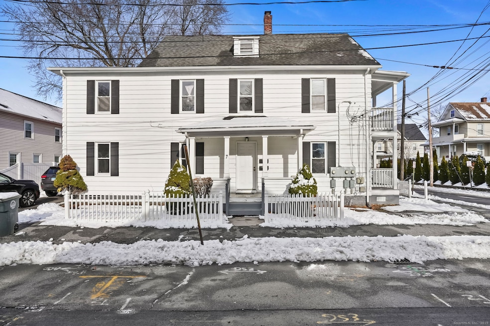 7 George St unit 2, Torrington, CT 06790 - photo 1