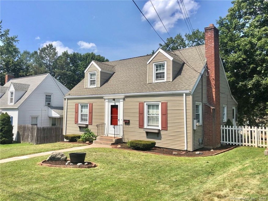 229 Henry St, Manchester, CT 06042 - photo 1