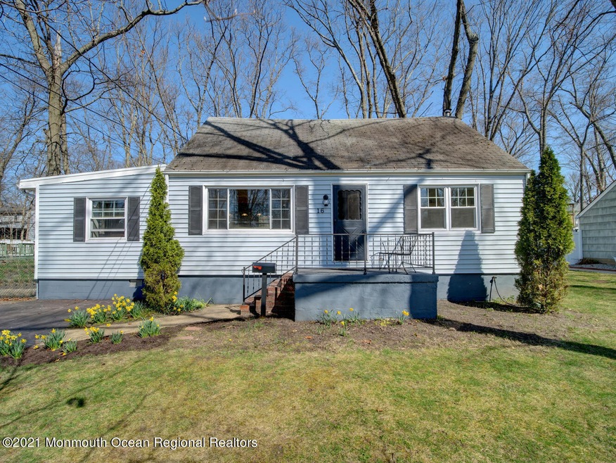 16 Phoenix Pkwy, Oakhurst, NJ 07755 - photo 1