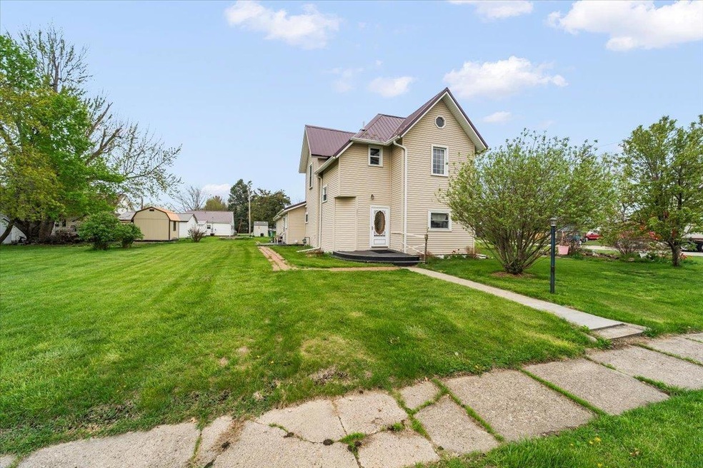 201 2nd St, Union, IA 50258 - photo 1