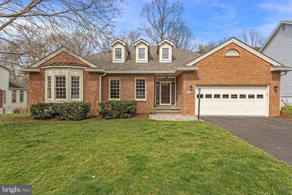 13828 Laurel Rock Ct, Clifton, VA 20124 - photo 1