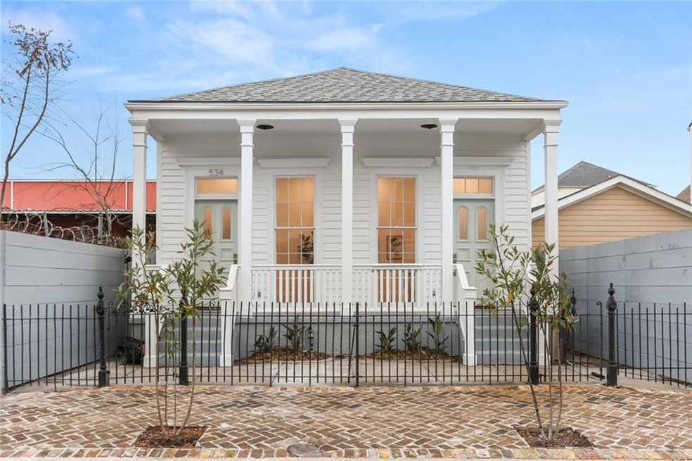 534 Third St, New Orleans, LA 70130 - photo 1