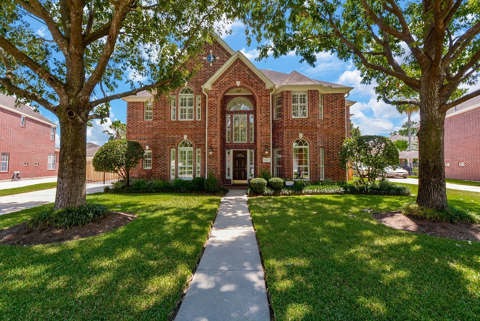17407 W Mill Village Cir, Houston, TX 77095 - photo 1