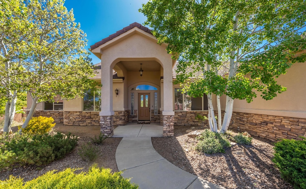 002_Front Entry