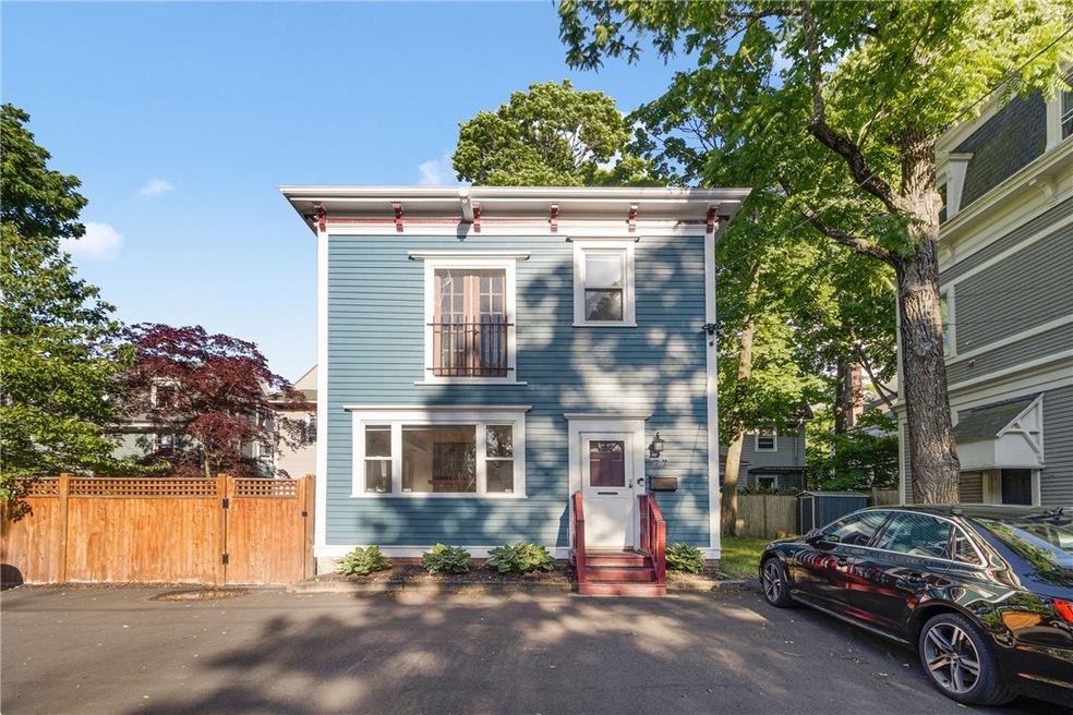 77 Ivy St unit 4, Providence, RI 02906 - photo 1