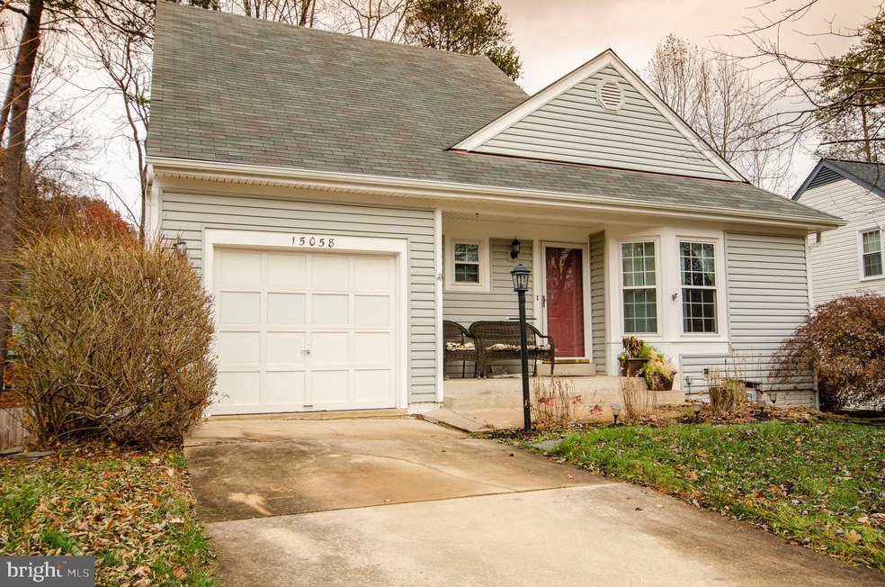 15058 Holleyside Dr, Dumfries, VA 22025 - photo 1