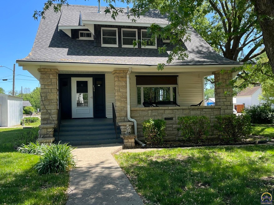 534 S Main St, Rossville, KS 66533 - photo 1