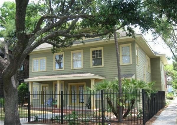 Front of Building - entry to #2 is on the side.