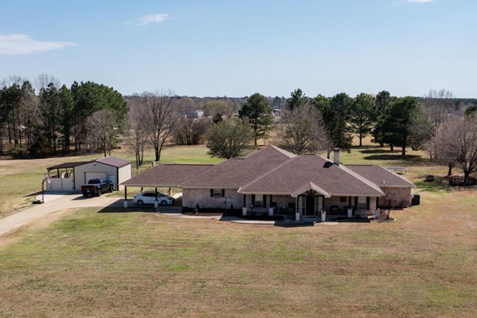 22 Cardinal Ln, Texarkana, TX 75501 - photo 1