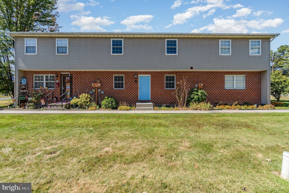 For Sale $230,000 • Co-Listing Agent