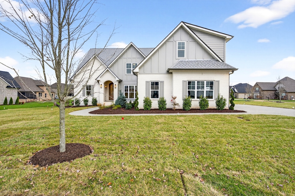 1005 Stone Creek Ln #220, Lebanon, TN 37087 - photo 1