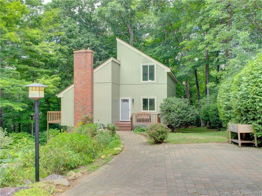 18 Broad Oak Dr, Ashford, CT 06278 - photo 1