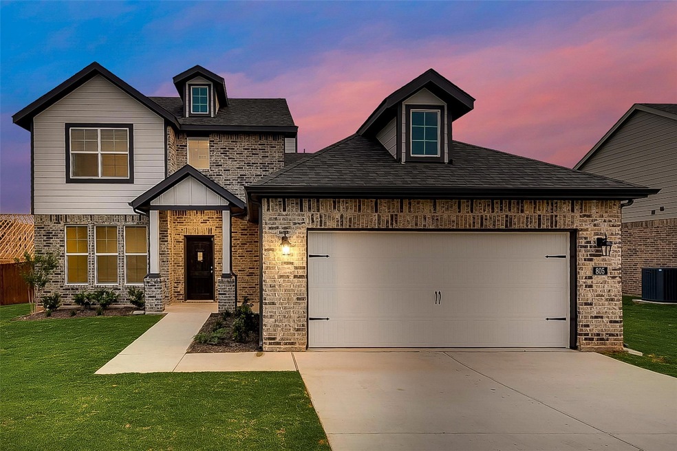 805 Feather Edge Dr, Springtown, TX 76082 - photo 1