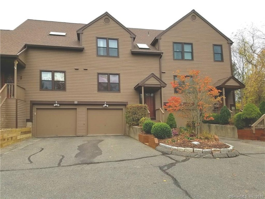 Carlisle Townhouse in Monroe's Premier Complex