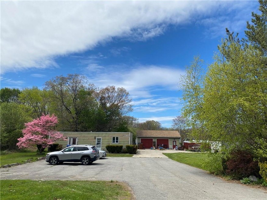 52 W Wrentham Rd, Cumberland, RI 02864 - photo 1