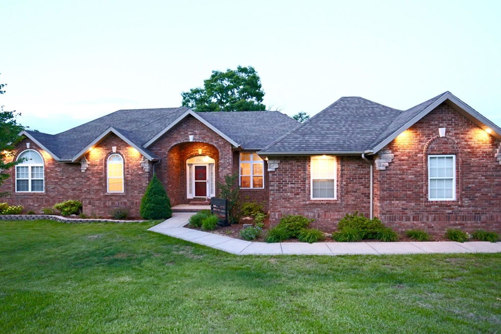 225 Gabby Lane
