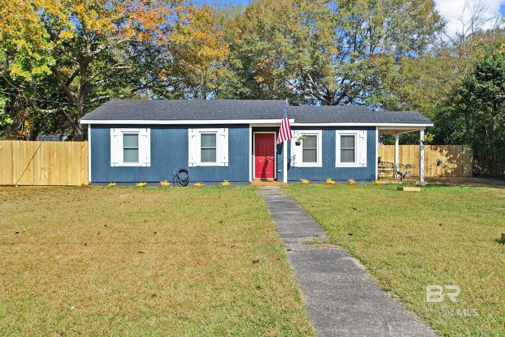 507 E Pine St, Atmore, AL 36502 - photo 1