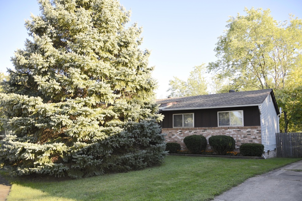 5385 Sherry Ct, Columbus, OH 43232 - photo 1