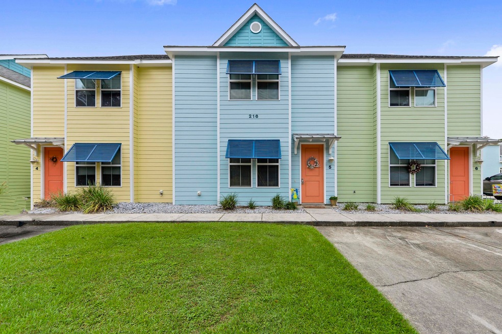 216 Carre Ct unit 5, Bay Saint Louis, MS 39520 - photo 1