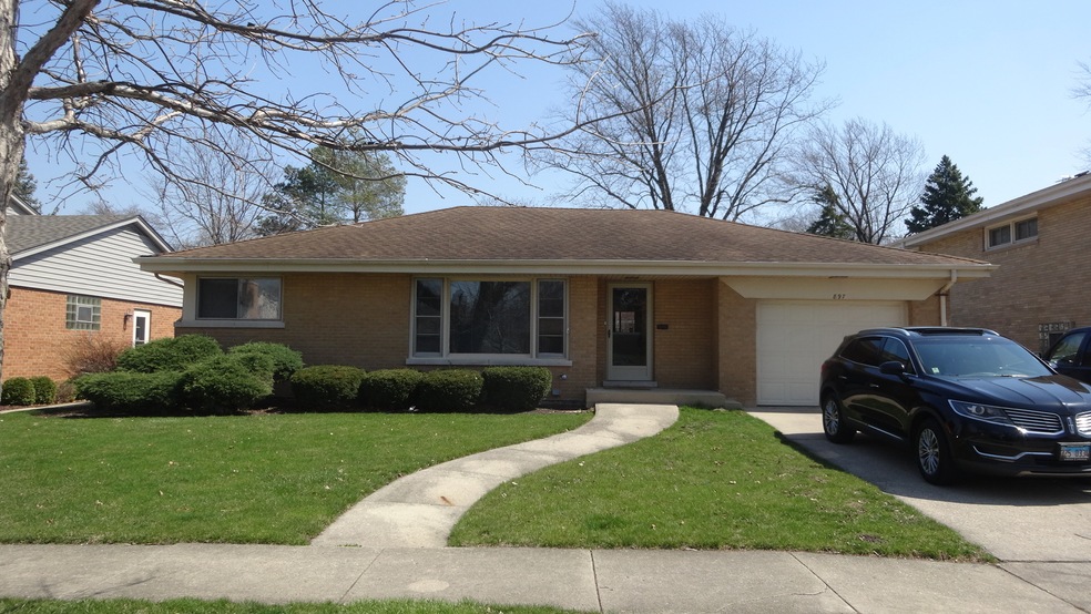 897 S Bryan St, Elmhurst, IL 60126 - photo 1