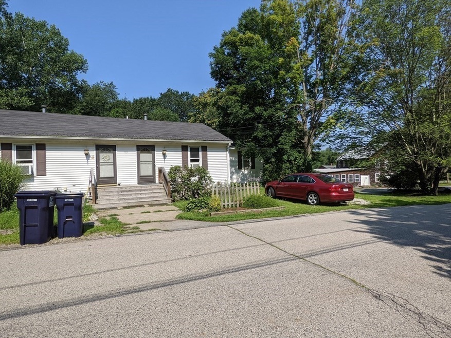 69 Buttonwood Ave unit 2, Sutton, MA 01590 - photo 1