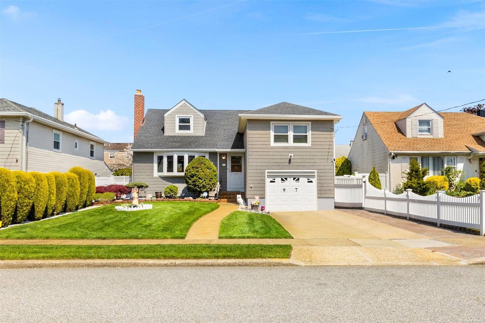 97 Branch Ave, Freeport, NY 11520 - photo 1