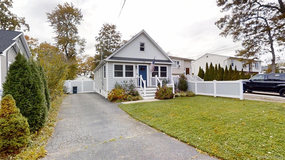 Pending $550,000 • Co-Listing Agent