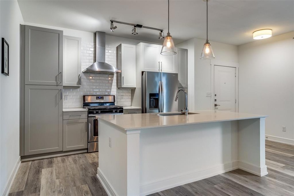 5714 Mccommas Blvd unit 204, Dallas, TX 75206 - photo 1