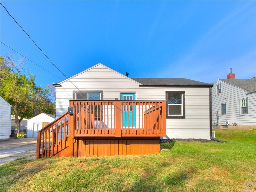 4040 8th Place, Des Moines, IA 50313 - photo 1