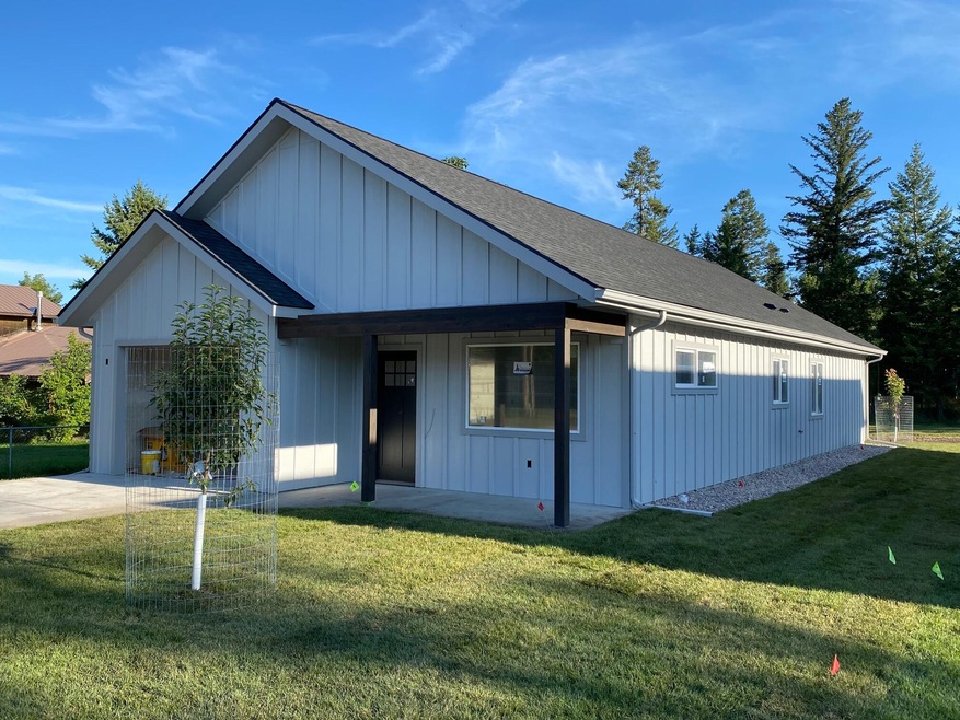 439 College Ave, Kalispell, MT 59901 - photo 1